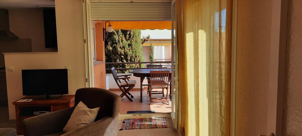 Apartamento De Standing カレリャ・デ・パラフルジェリ エクステリア 写真